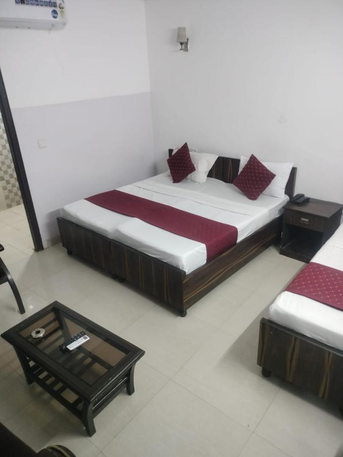 Hotel Galaxy Plaza Near Igi Airport Dehli New Delhi