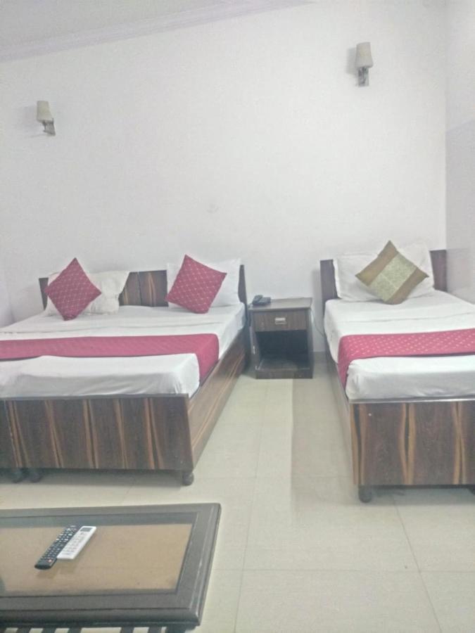 Hotel Galaxy Plaza Near Igi Airport Dehli New Delhi